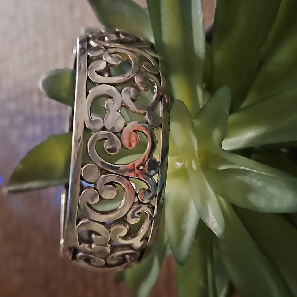 Brighton hinged bracelet
